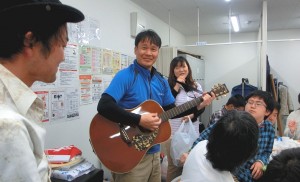 甲村社長がギターを持ったなら。